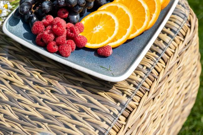 "Кальяри" журнальный столик из искусственного ротанга (гиацинт), цвет соломенный