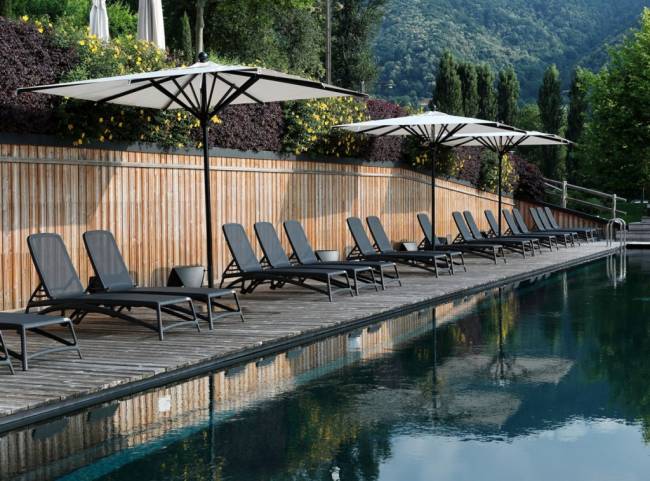 Шезлонг-лежак пластиковый Atlantico антрацит 1720-2040х700х350 мм Шезлонг-лежак пластиковый Atlantico антрацит 1720-2040х700х350 мм