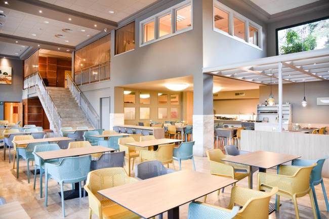 Кресло пластиковое Net тортора 605х585х800 мм Кресло пластиковое Net тортора 605х585х800 мм