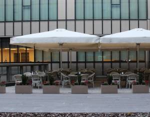 Зонт профессиональный 4х4 м Mega Telescopic серебристый, светлый беж 4000х4000 мм