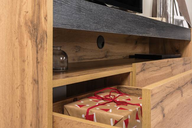 Две тумбы под ТВ 13.272 + 13.272 цвет дуб вотан/интра Две тумбы под ТВ 13.272 + 13.272 цвет дуб вотан/интра