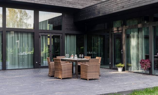 LUDWIG + FIONA обеденный комплект коричневого цвета LUDWIG + FIONA обеденный комплект коричневого цвета