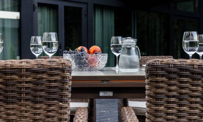 LUDWIG + FIONA обеденный комплект коричневого цвета LUDWIG + FIONA обеденный комплект коричневого цвета